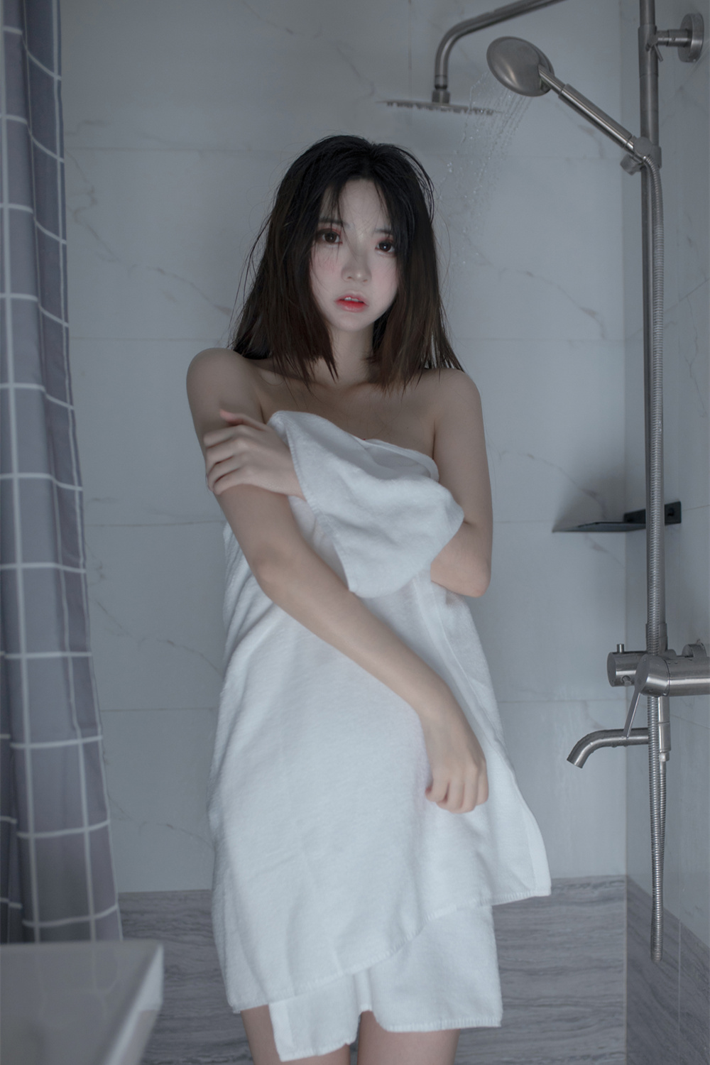 [疯猫ss] 思绪之浴室 [30P390M]